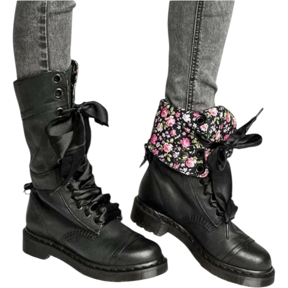 Dr Doc Martens Triumph Aimilita mirage floral biker leather boots Size 5 Satin